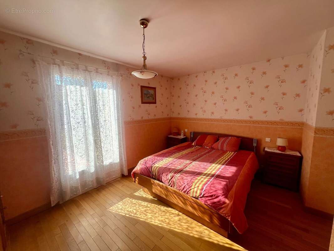 Maison à MARCOUSSIS