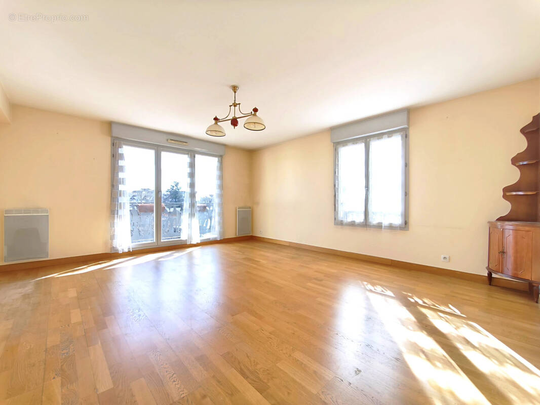 Appartement à BRETIGNY-SUR-ORGE