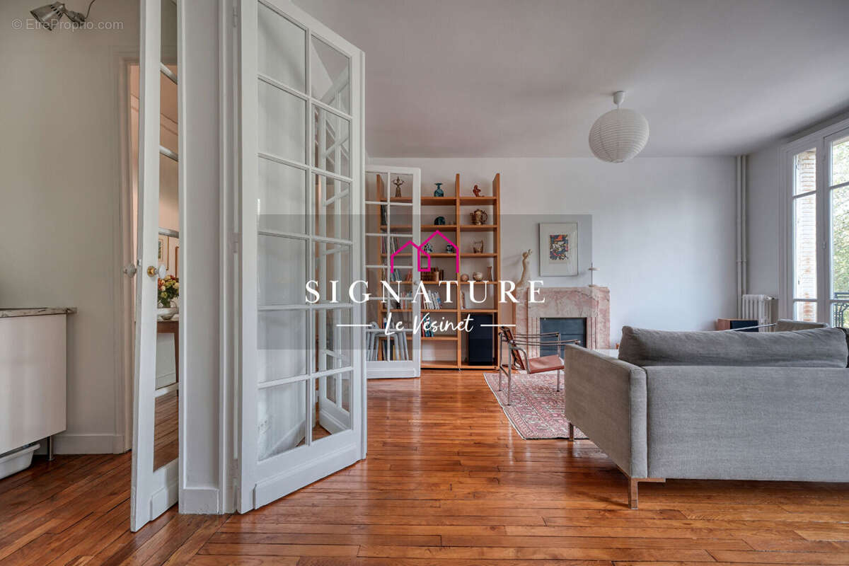 Appartement à LE VESINET