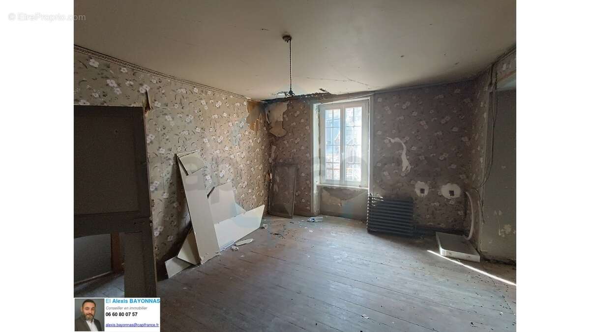 Ensemble immobilier mixte 420 m² – Centre-ville de Châteauneuf-du-Faou - photo 13
