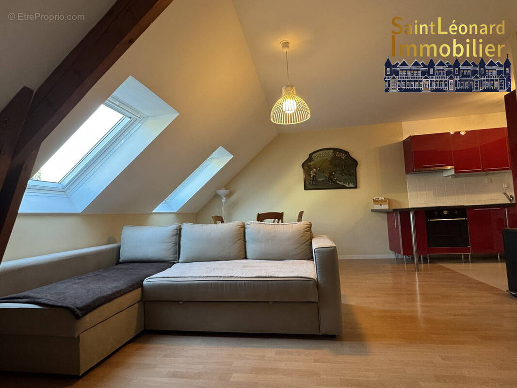 Appartement à FOUGERES