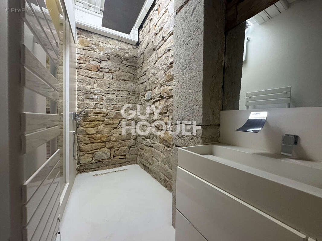 Appartement à LYON-1E