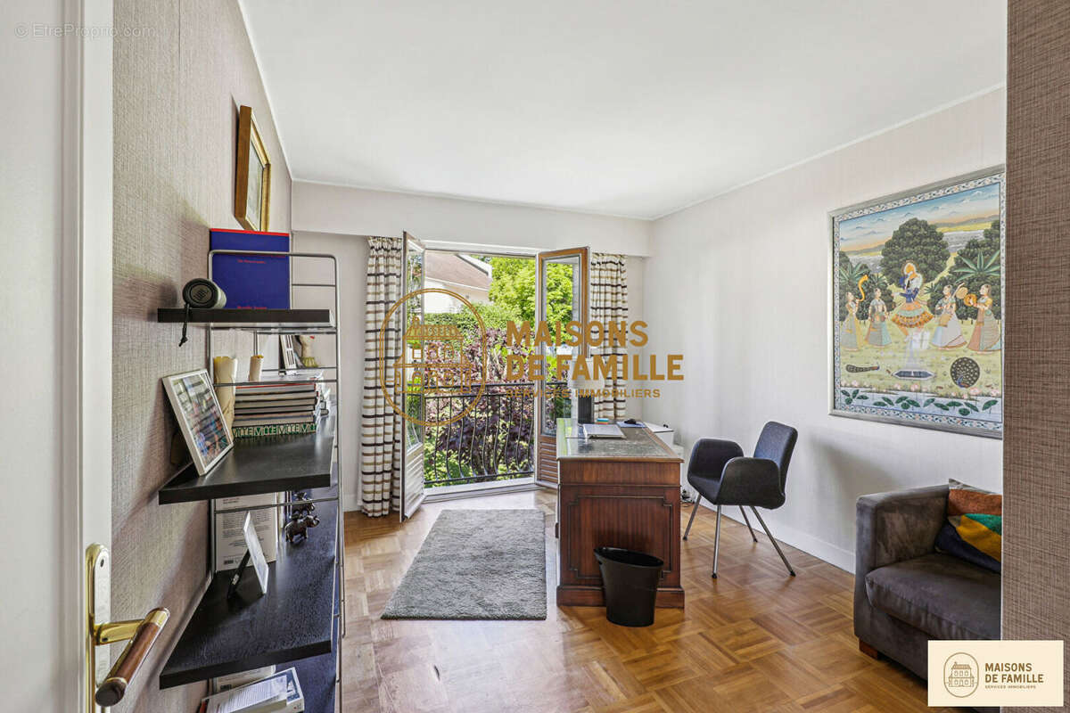 Maison à LA CELLE-SAINT-CLOUD