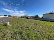 Terrain à CHATEAUBERNARD