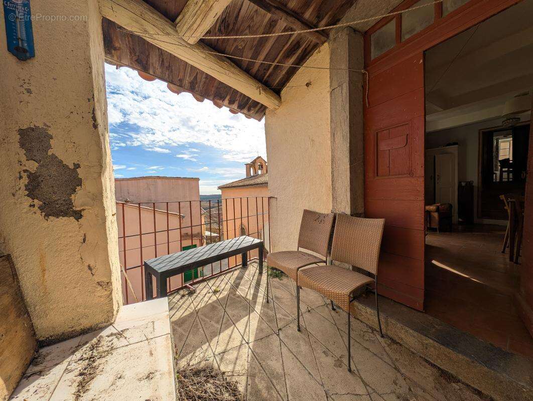 Maison à ROQUESSELS