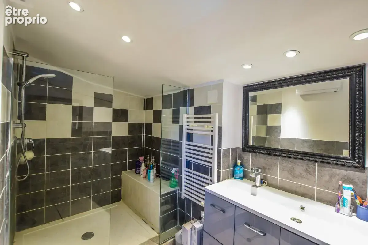 Maison de village de charme à Saze, 5 chambres : l’espace idéal pour toute la famille - photo 13