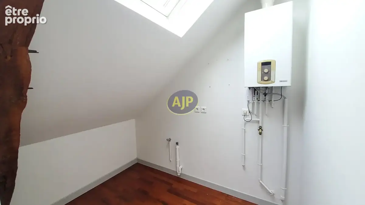 Appartement renove centre ville - 85 m2 (102,89 m2 au sol) - photo 10