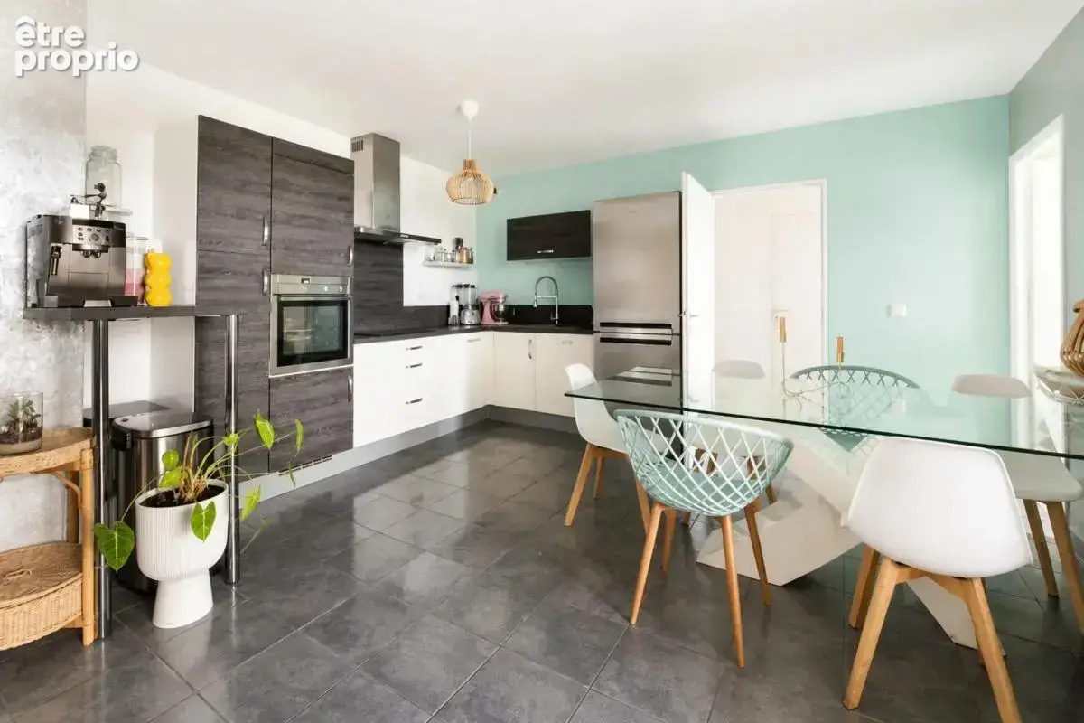 Appartement de 3 pièces de 60 m² à Marseille Capelette - photo 4