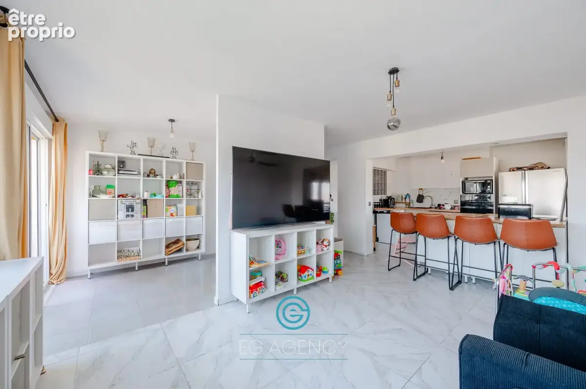 Appartement 4 pièces 72 m² à vendre à Marseille-14e (13014) - photo 2