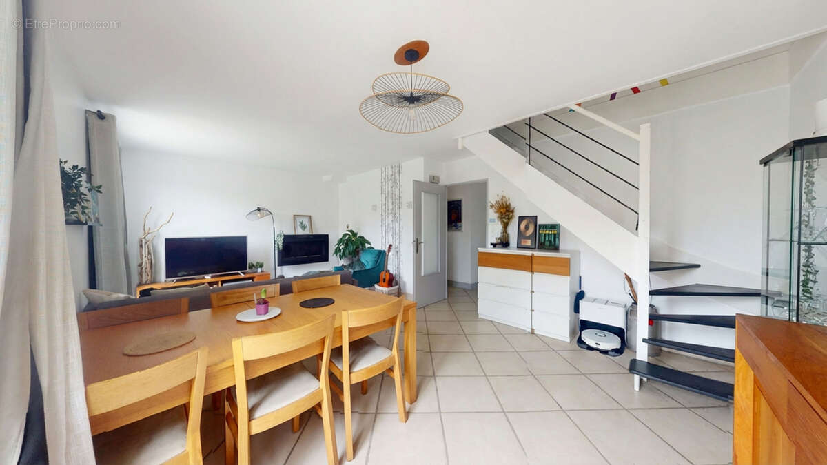 Maison à MARCOUSSIS