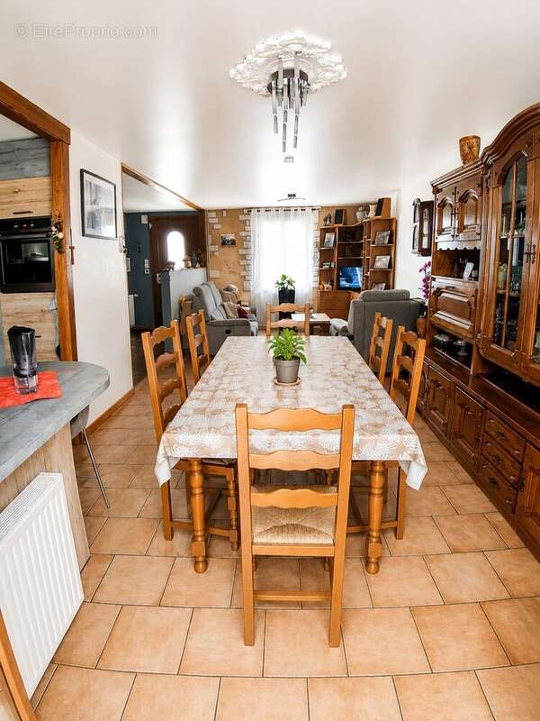 Maison à VERCHAIN-MAUGRE