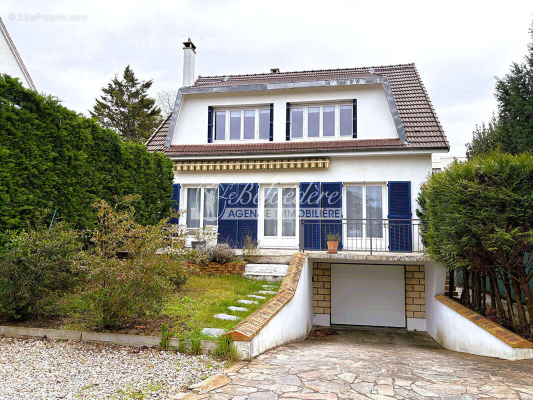 Maison à SAINT-LEU-LA-FORET