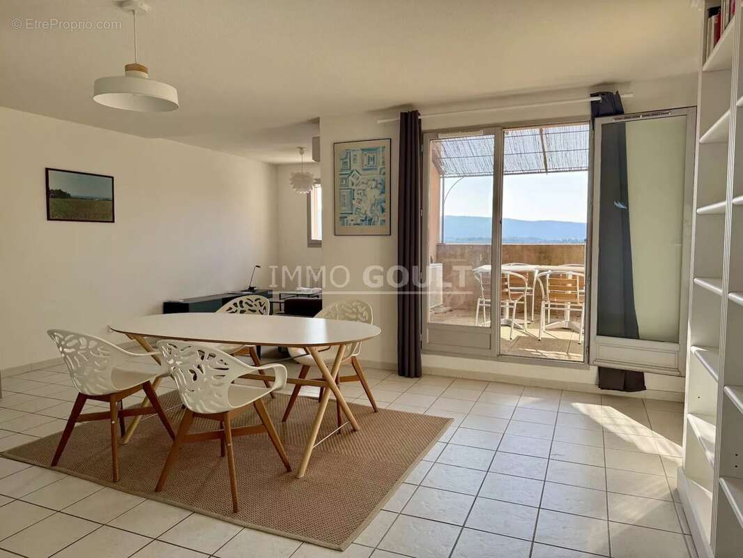 Appartement à GOULT