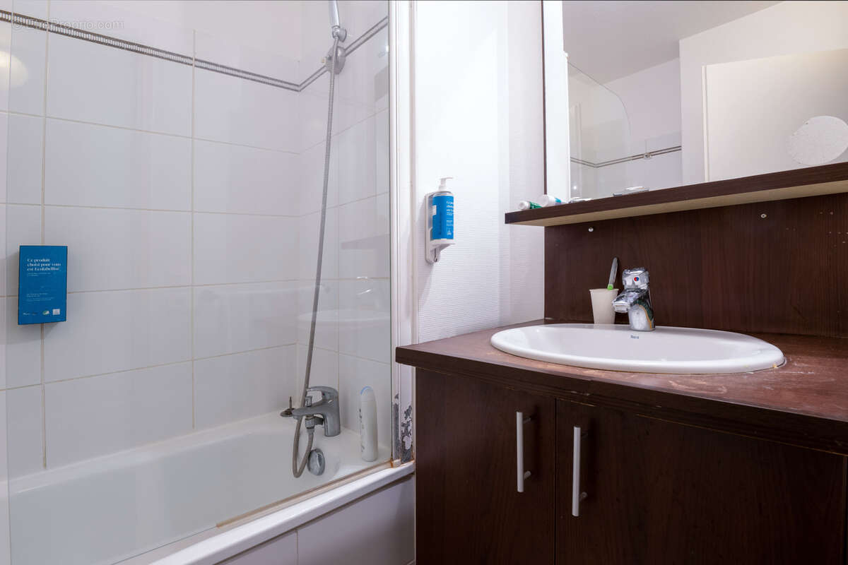 Appartement à SAINT-JEAN-D'ILLAC