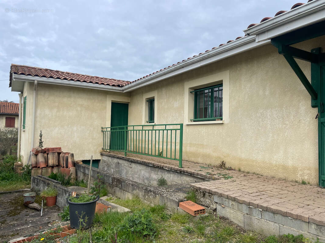 La Réole centre - Maison plain-pied de 92 M2 avec garage et jardin - photo 25