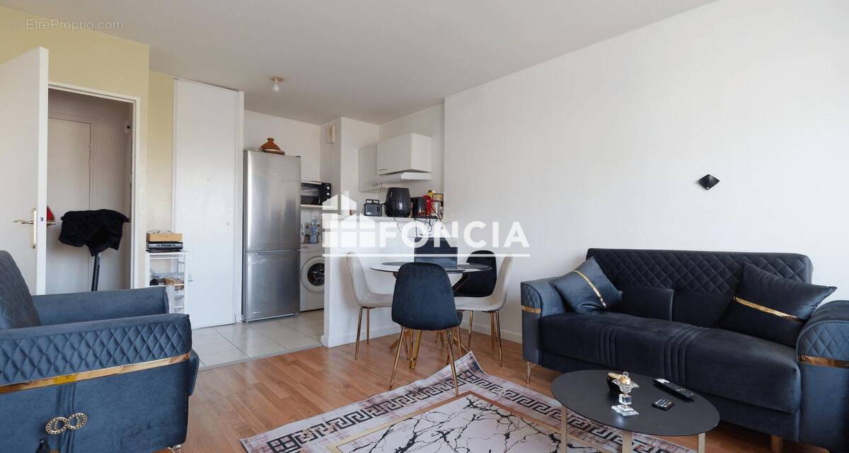 Appartement à CORBEIL-ESSONNES