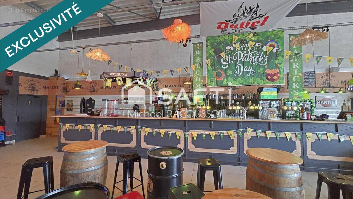 Photo 1 - Commerce à TORCY