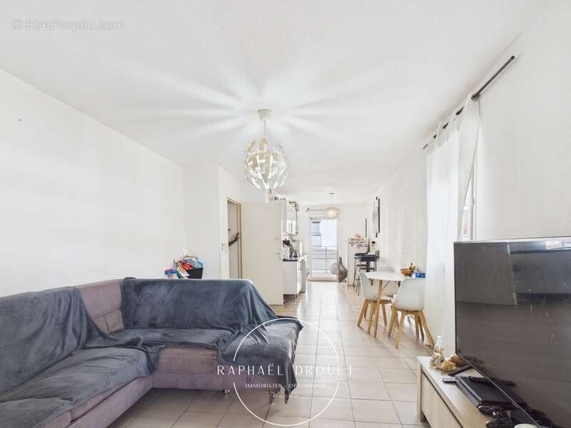 Appartement à MARSEILLE-15E
