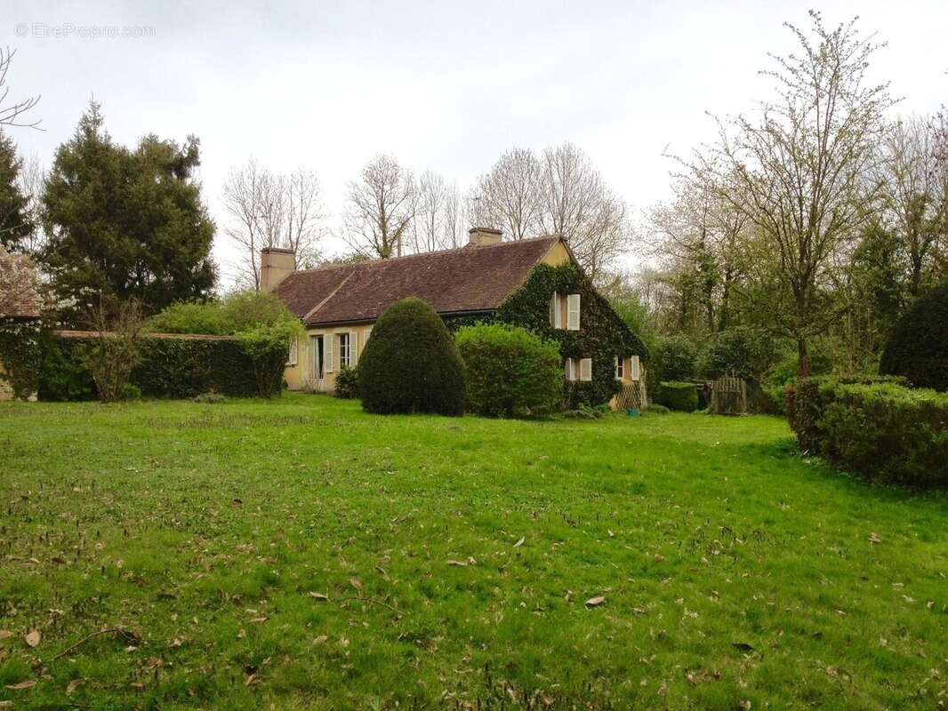 Maison à DAME-MARIE