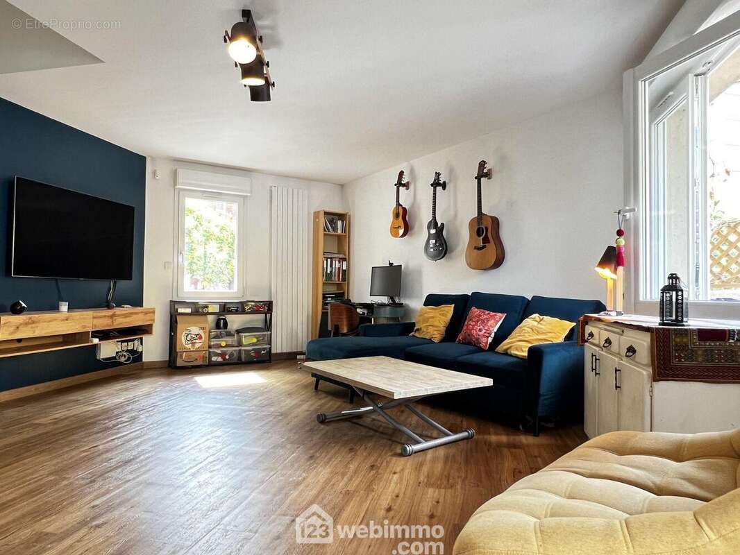 Au RdC, le séjour, - Maison à CHOISY-LE-ROI