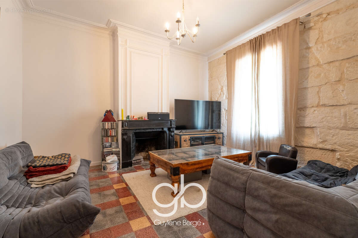 Lansargues Maison 4 chambres 234 M2 avec jardin - photo 2