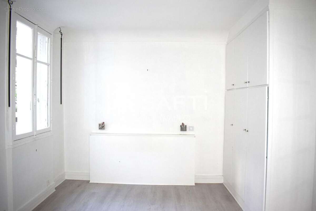 Photo 9 - Appartement à PARIS-16E