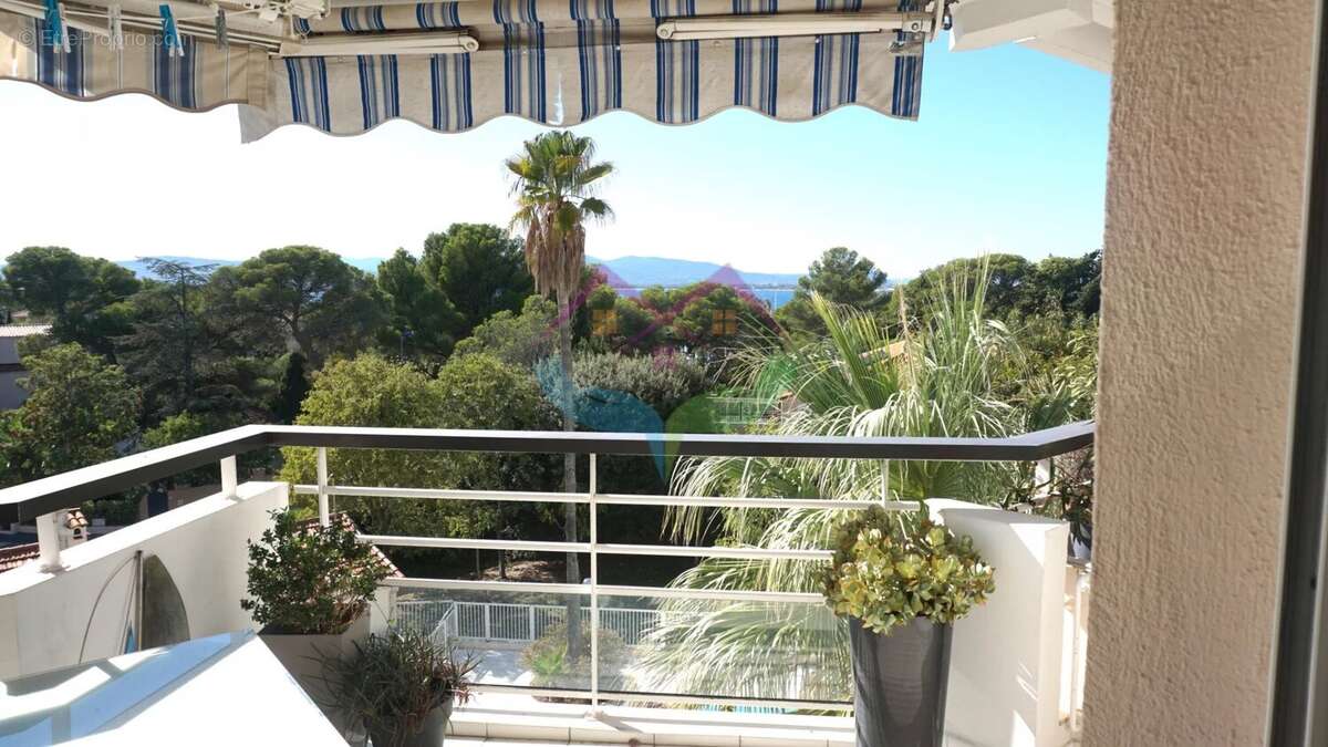 Appartement à SAINT-RAPHAEL