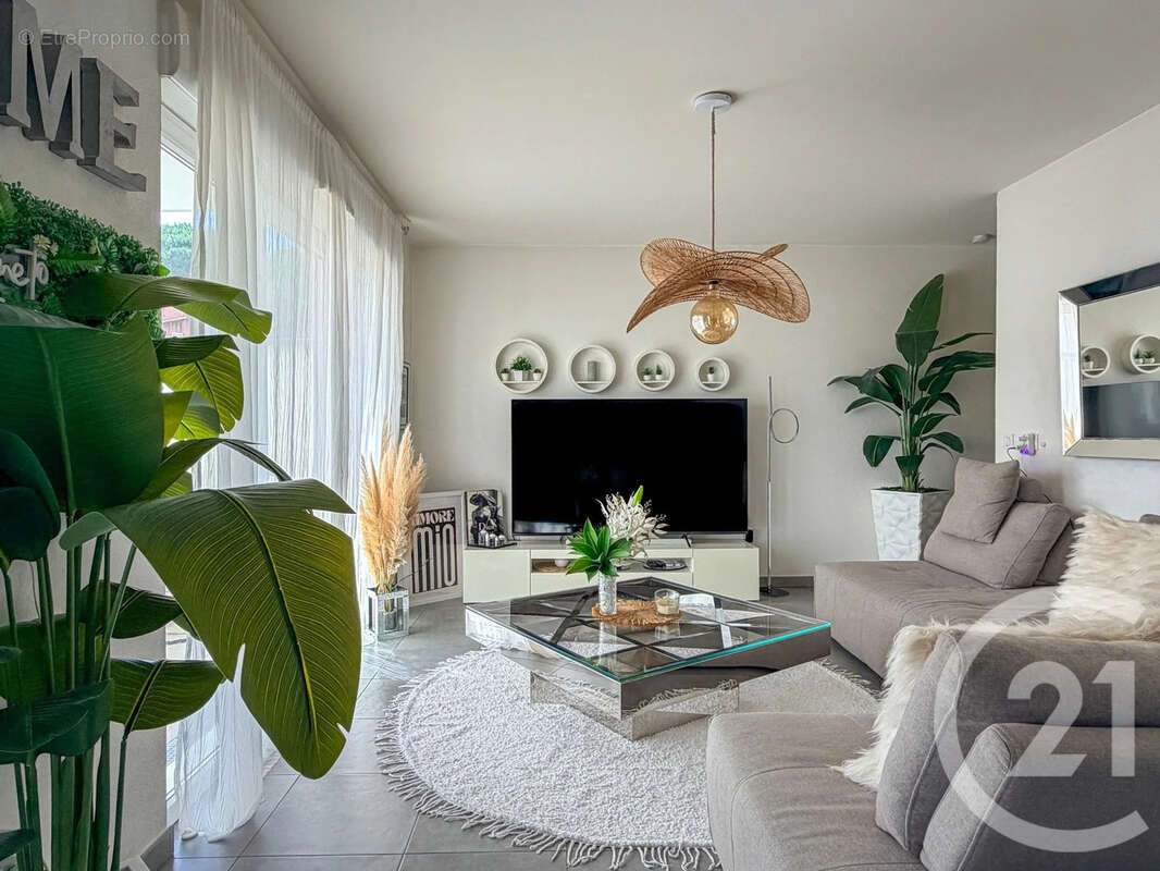 Appartement à LA VALETTE-DU-VAR