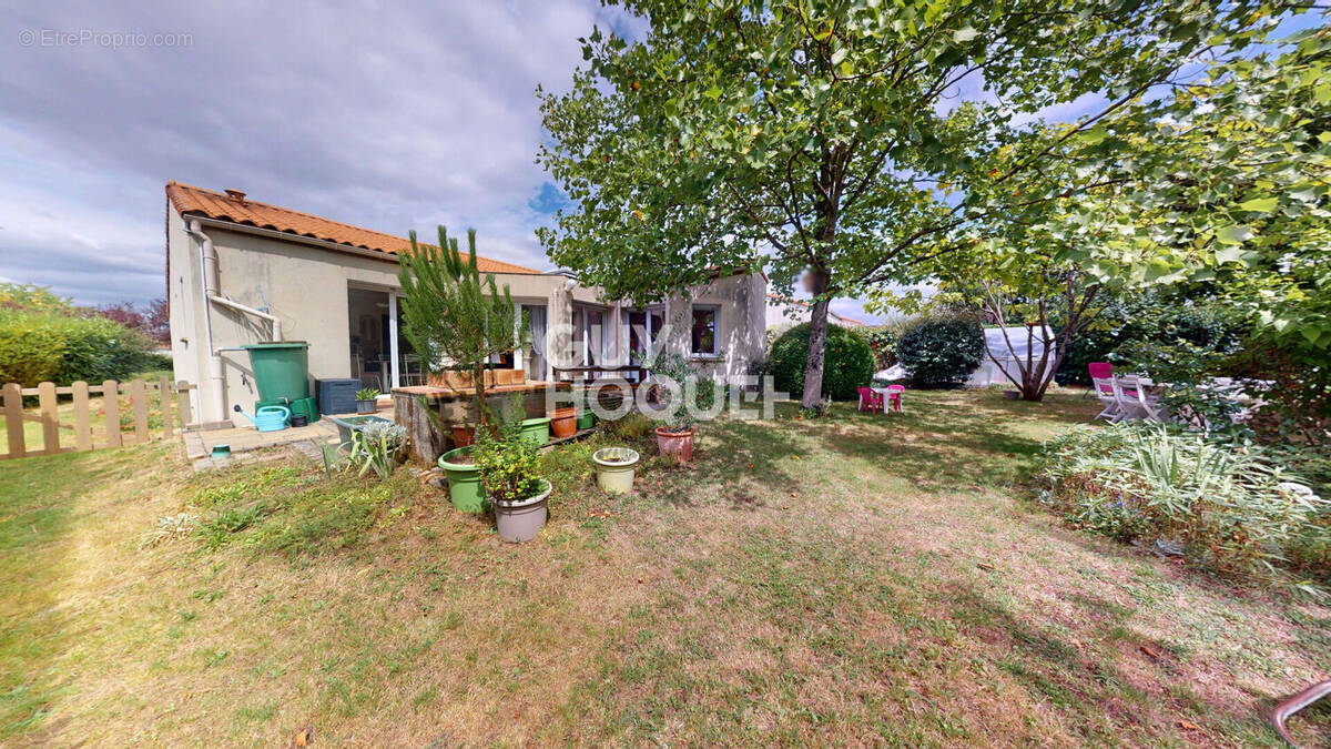 Maison à HAUTE-GOULAINE