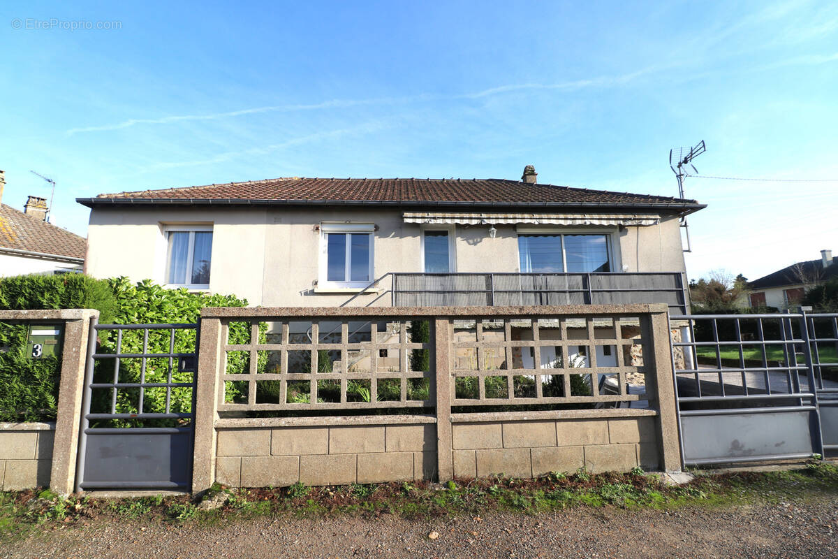 Maison à BAILLEAU-LE-PIN