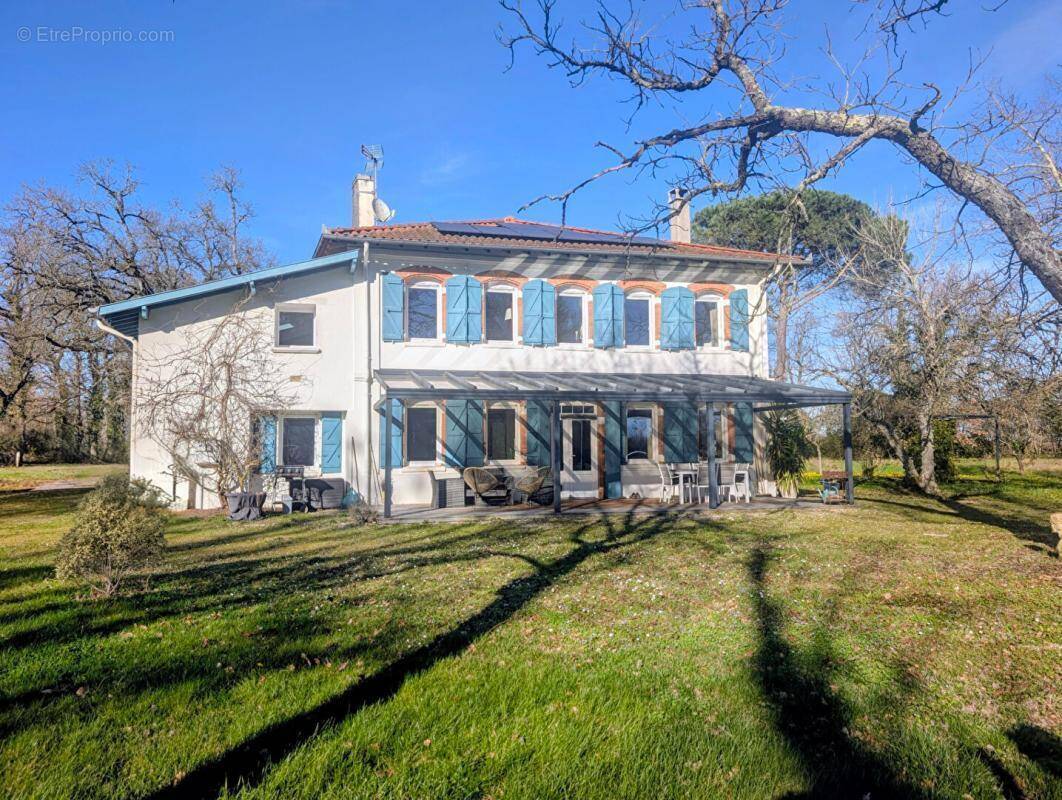 Maison à POUCHARRAMET