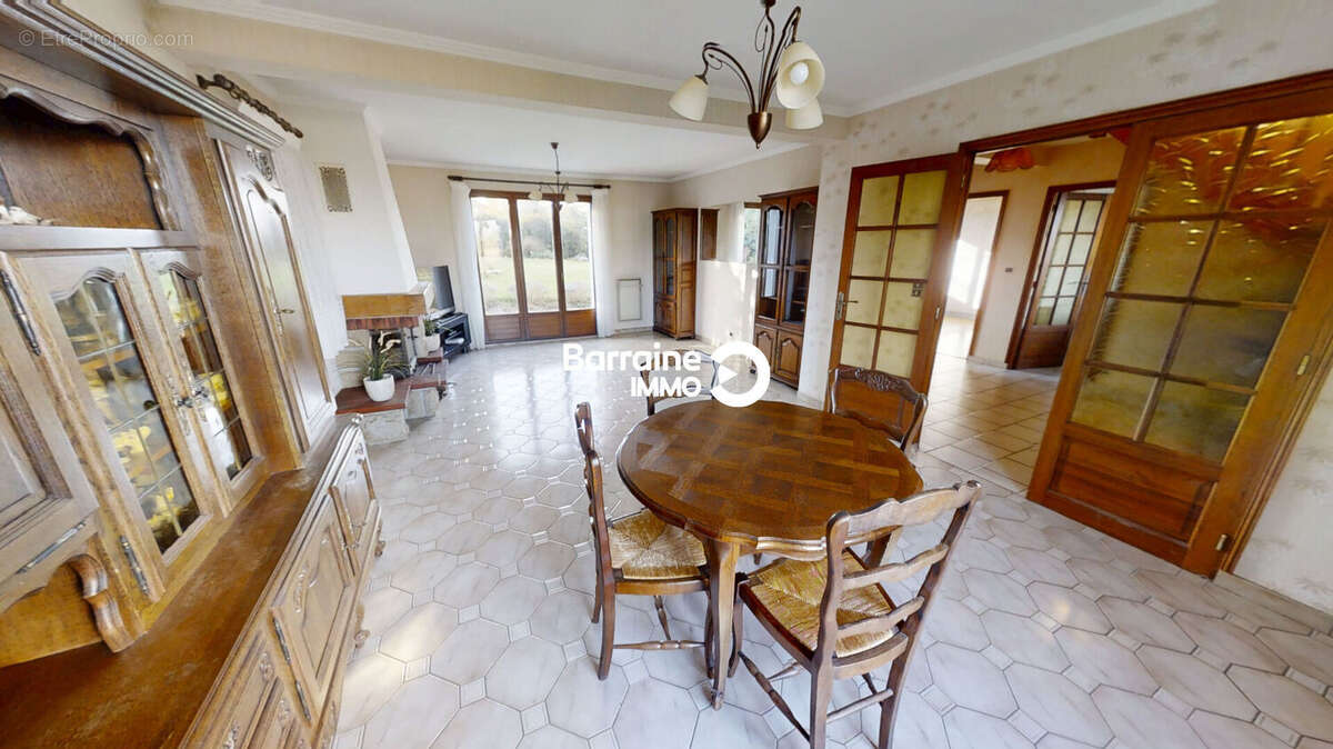 Maison à ARGOL