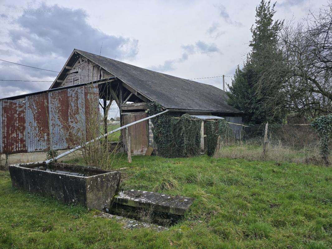 Maison à SAINT-PIERRE-DE-CHEVILLE