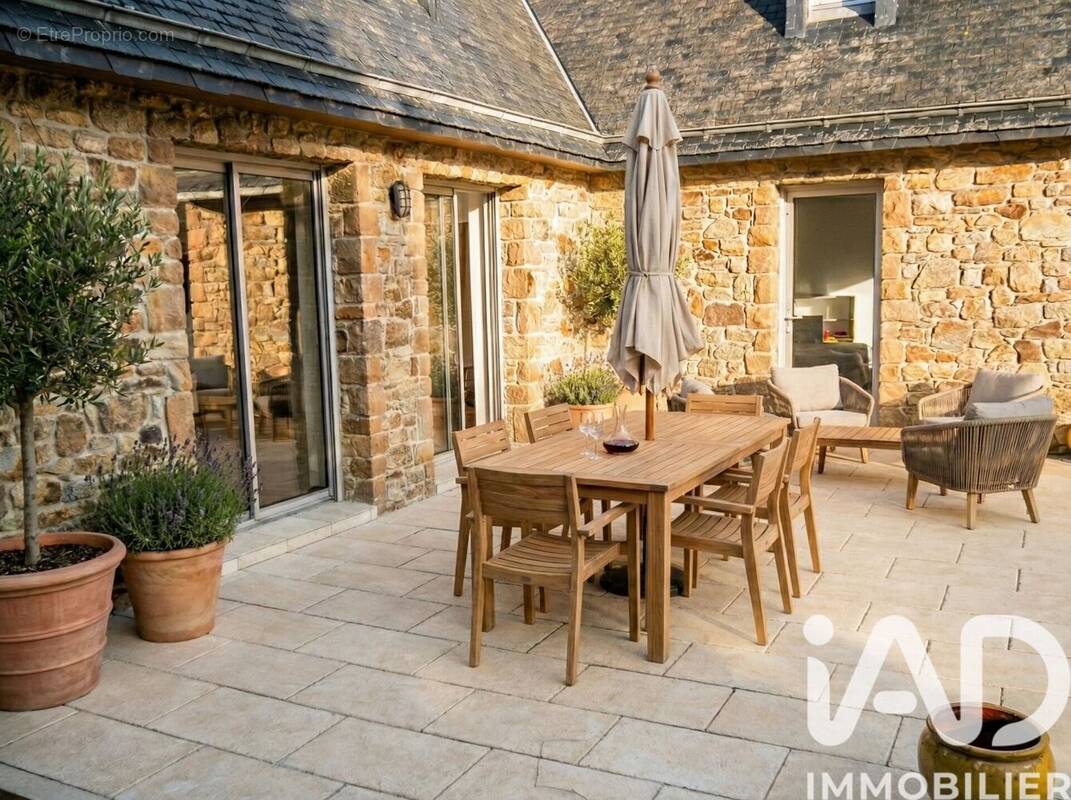Maison 100 m² à Saint-Michel-En-Greve  - photo 1