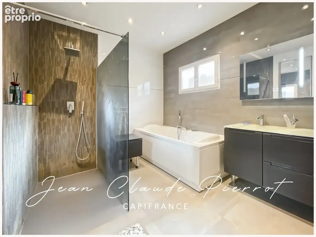 Maison à vendre 6 pièces avec Hangar indépendant et piscine CLARENSAC (30) - photo 4