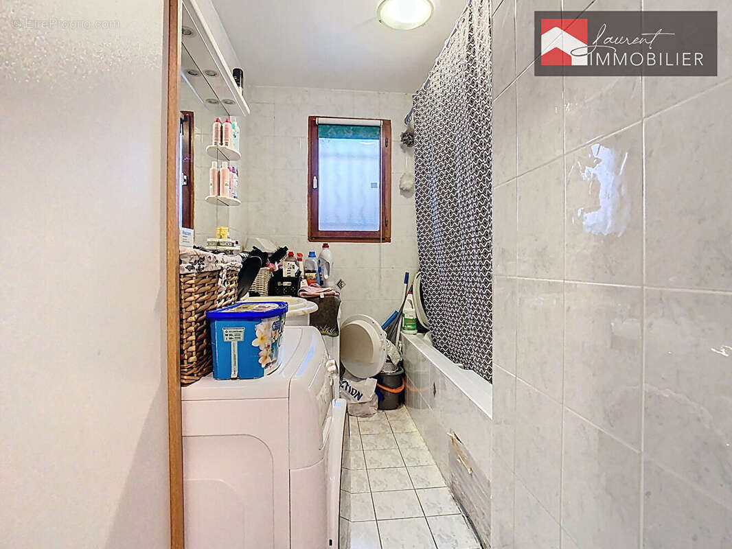 Villa de plain pied, 4 chambres, double garage - 01190 GORREVOD - photo 12