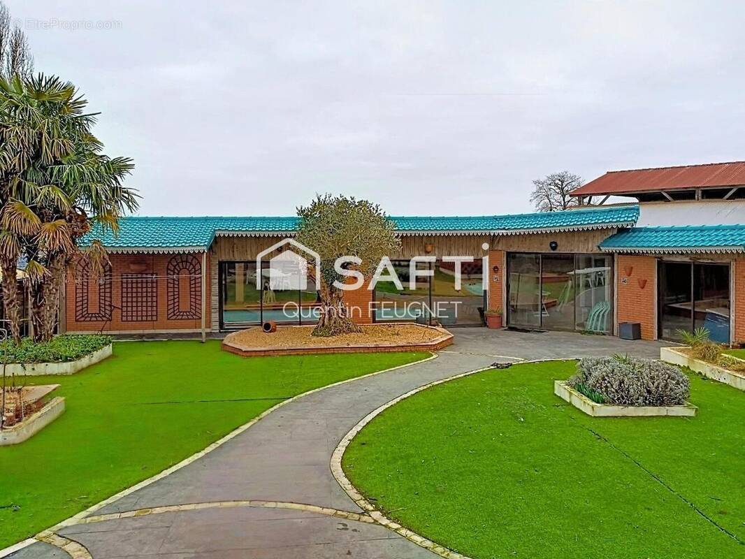 Photo 1 - Maison à MENOMBLET