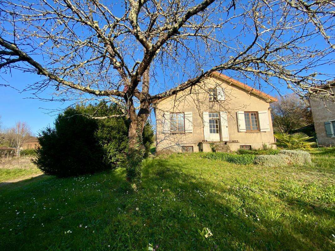 Maison à TREMOLAT