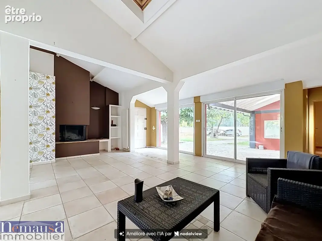 A vendre - nîmes   belle maison de plain-pied de 150 m2 avec piscine sur une parcelle de 2 100 m2 - photo 15