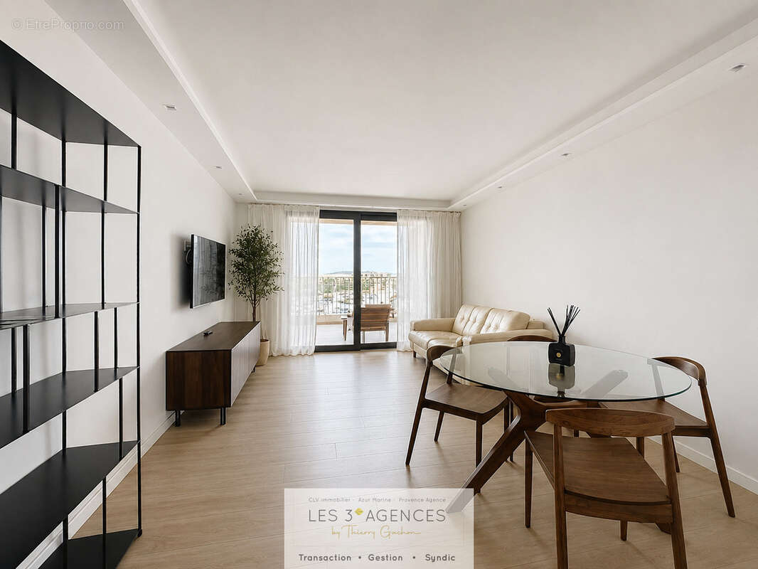 Appartement à COGOLIN