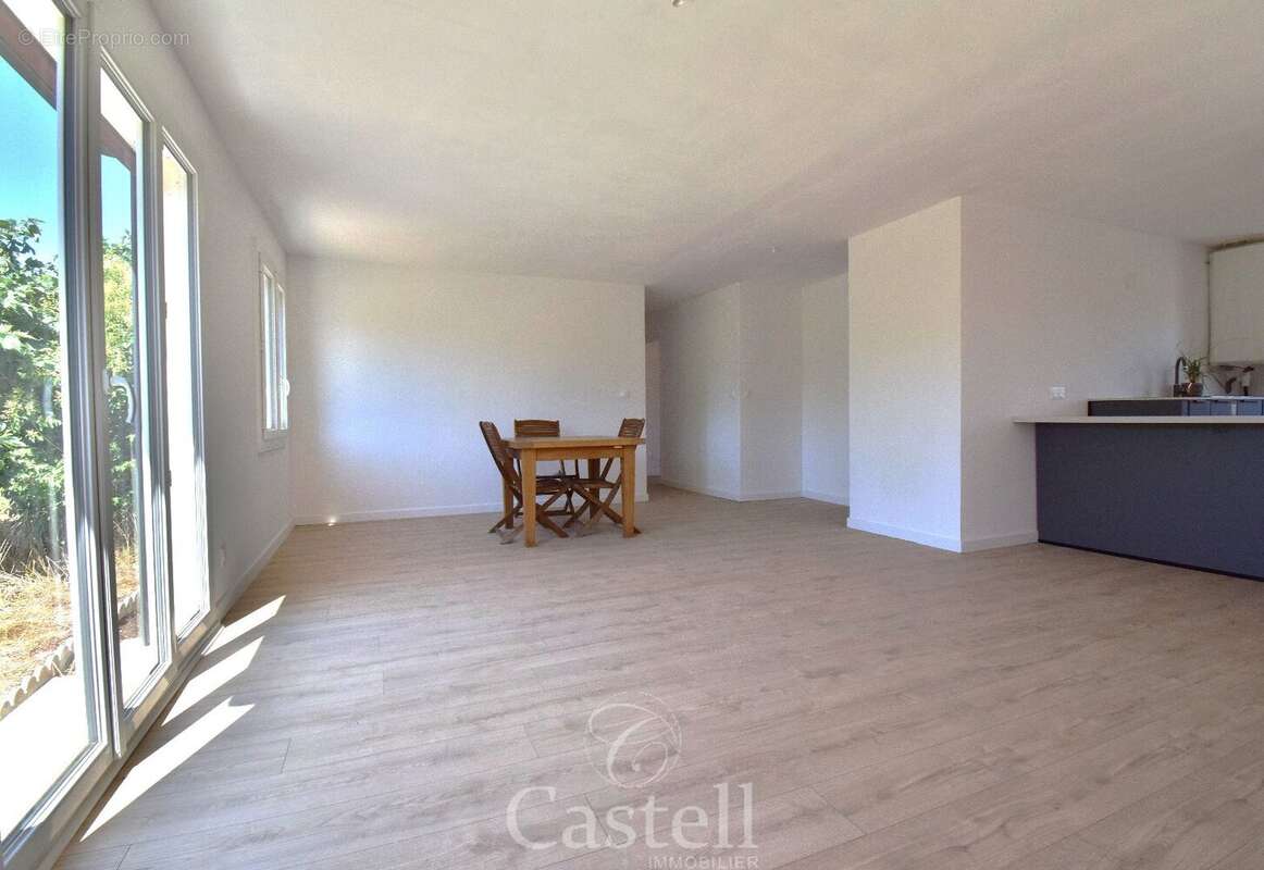 Charmante villa entièrement de plain pied de type 4, au calme... - photo 10