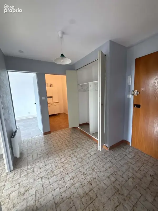 Appartement 57 m² à Charleville-Mezieres  - photo 7