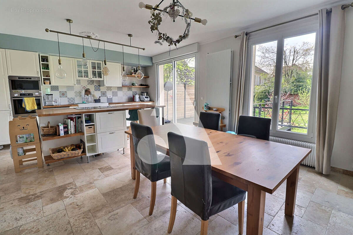 Maison à FRANCONVILLE