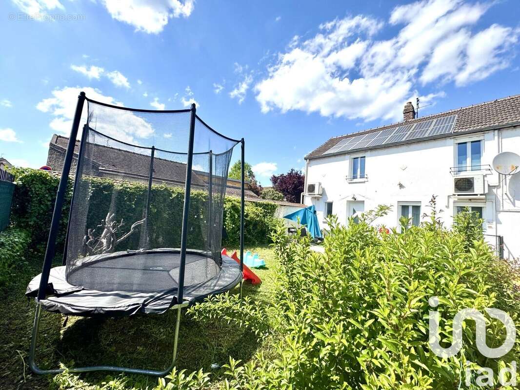 Photo 2 - Maison à SAINT-CLEMENT