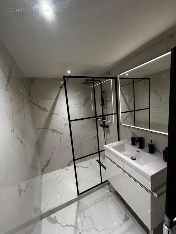 Superbe 2 pièces moderne au Carré d'Or, Nice - photo 8
