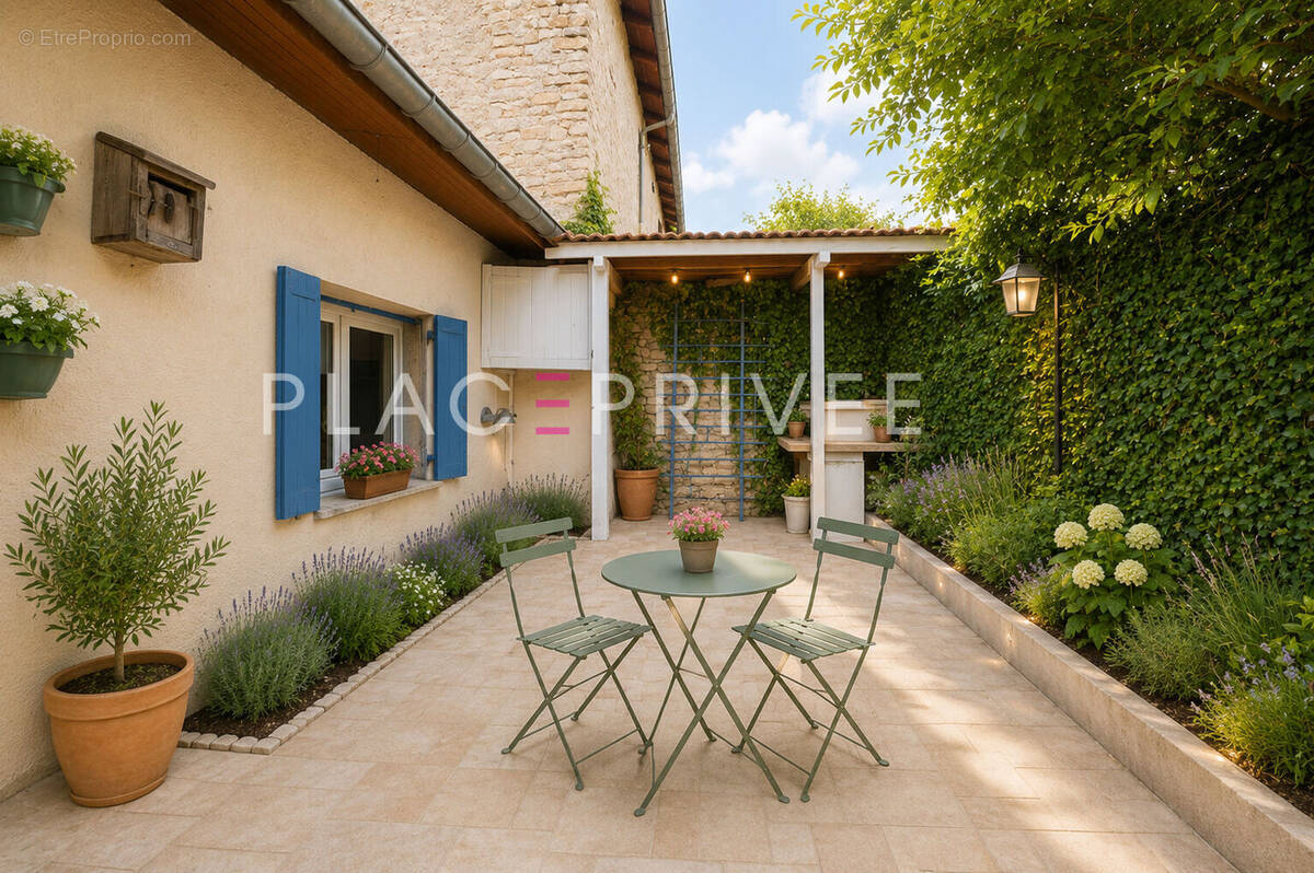 Maison à CHAMPENOUX
