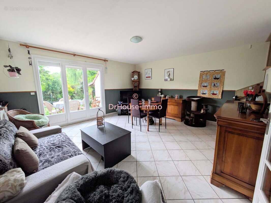 Maison 84 m² à Jouy-Le-Moutier  - photo 29