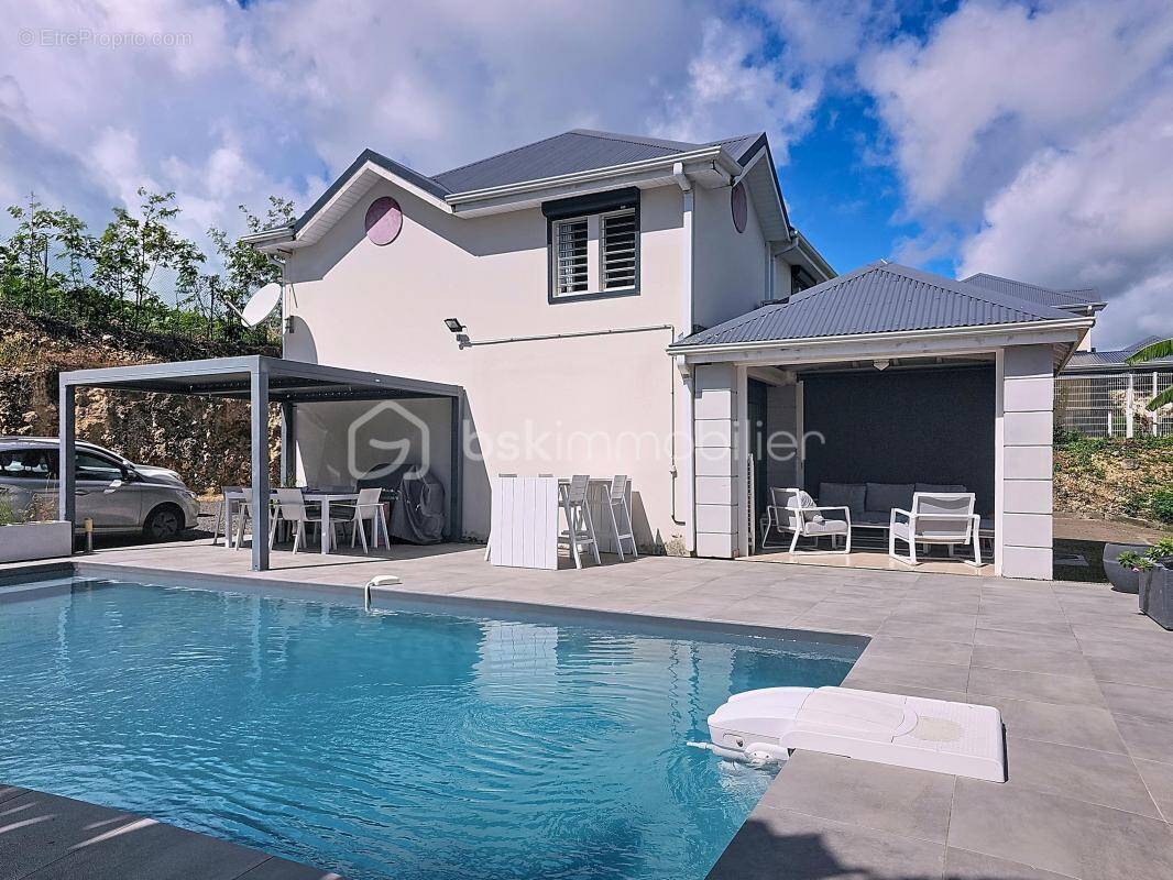 Maison à SAINTE-ANNE