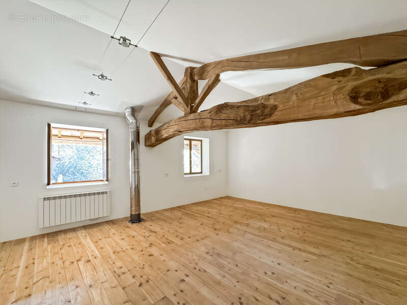 Maison à CHAUFFAILLES