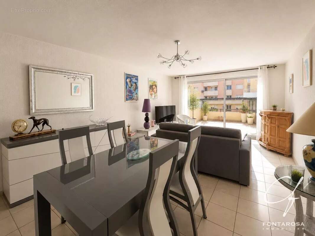 Appartement à SAINT-RAPHAEL